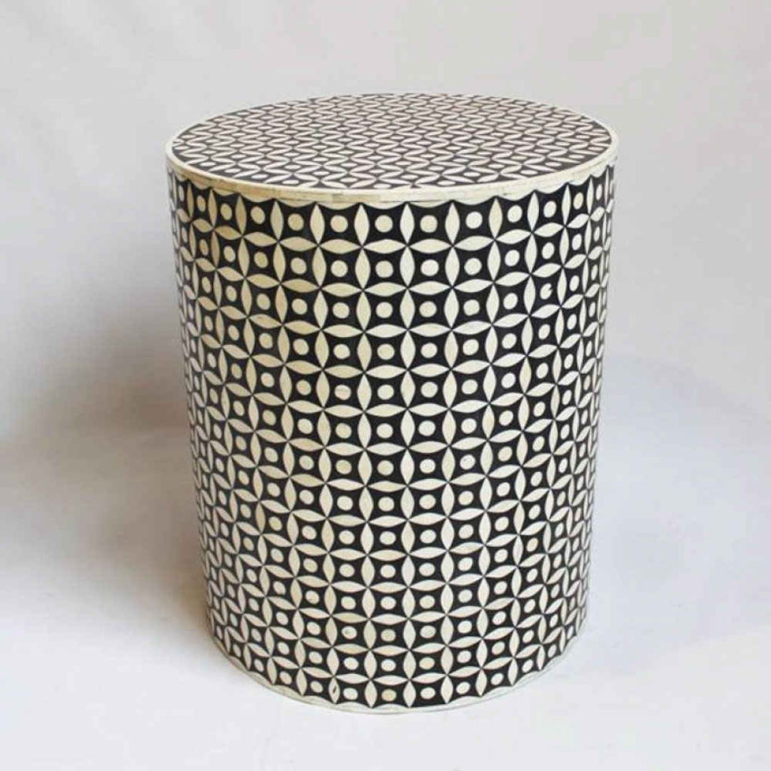 Handmade Bone Inlay Round End Table Black Geometric Floral Pattern Accent Side Table Modern Decorative Furniture