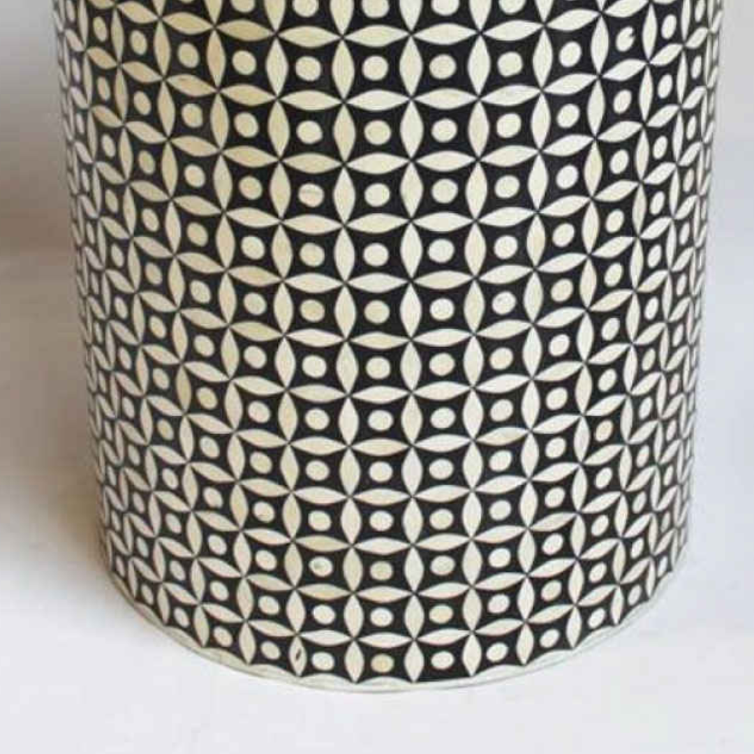 Handmade Bone Inlay Round End Table Black Geometric Floral Pattern Accent Side Table Modern Decorative Furniture
