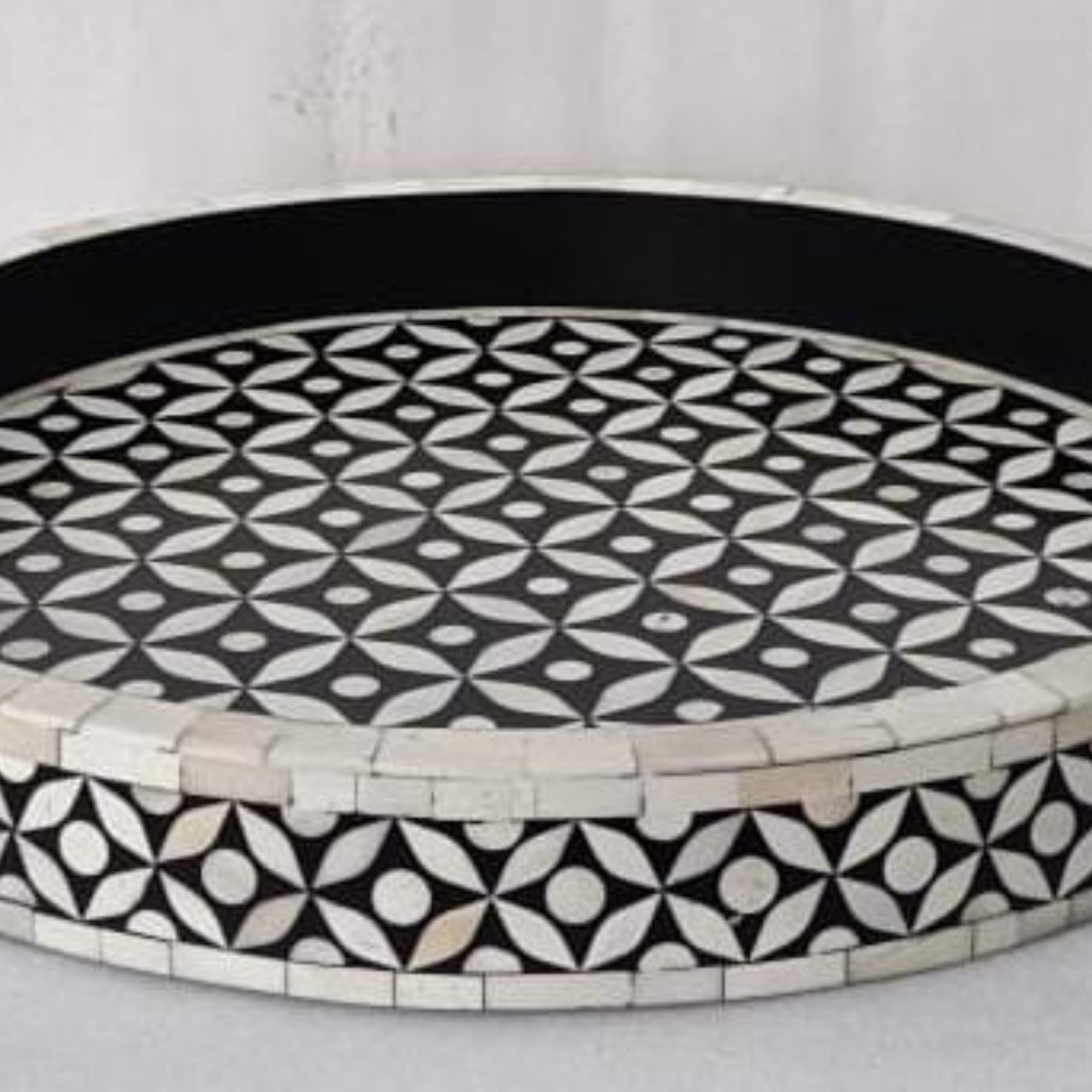 Handmade Black and White Bone Inlay Round Serving Tray | Decorative Ottoman Tray
