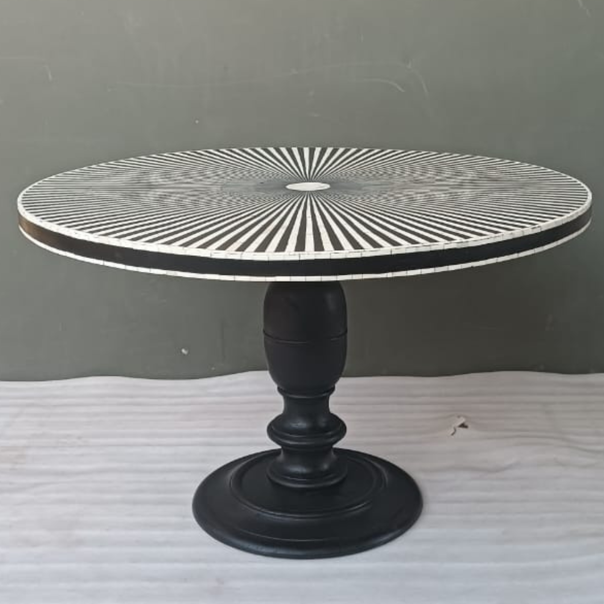 Handmade Black & White Bone Inlay Round Dining Table – Sunburst Pedestal Table