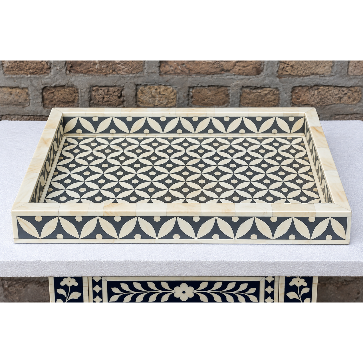 Handmade Grey Bone Inlay Tray – Geometric Leaf Pattern Decorative Tray