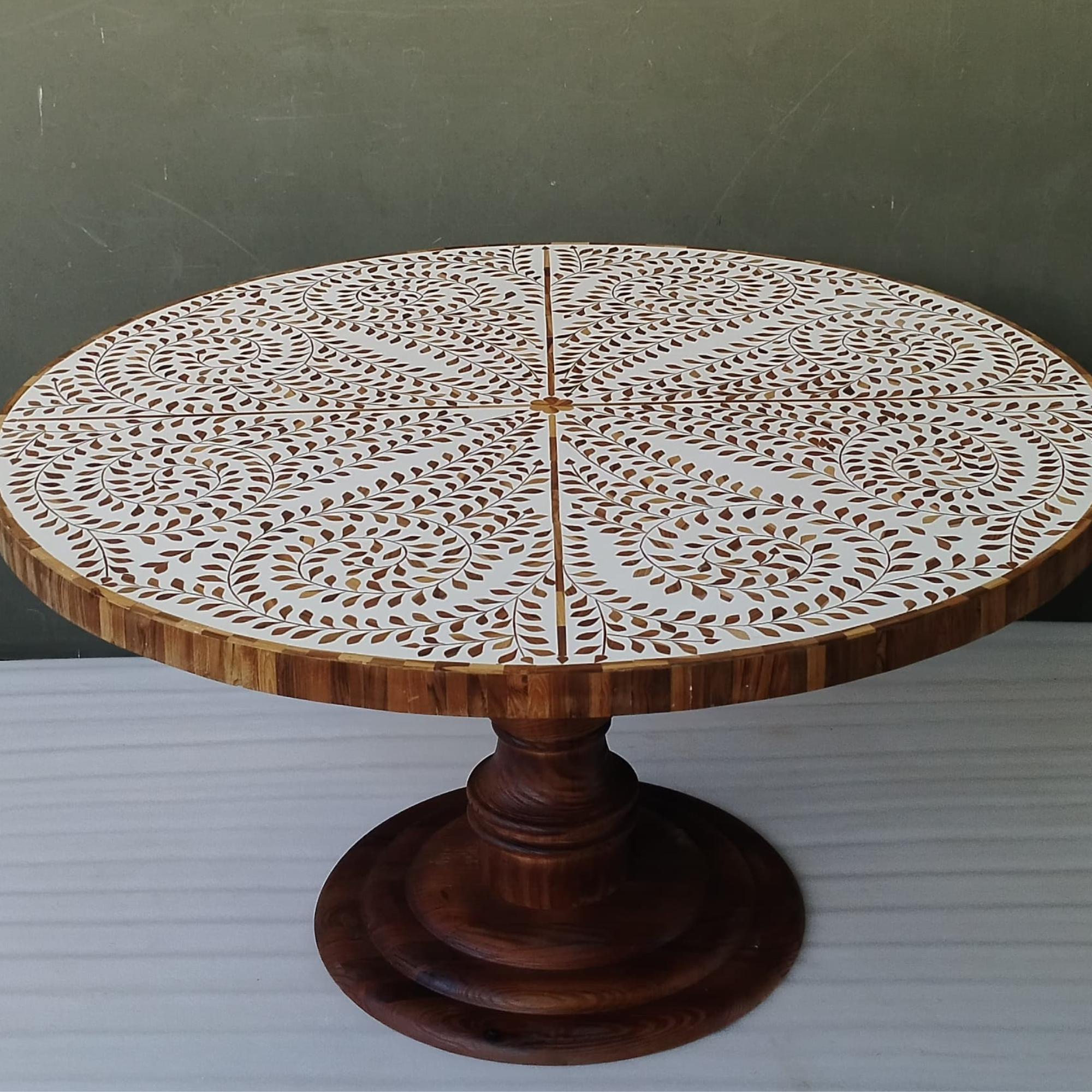 Handmade Bone Inlay Floral Dining Table – Wooden Finish Round Dining Table, Luxury Pedestal Table, Artisan Inlay Furniture