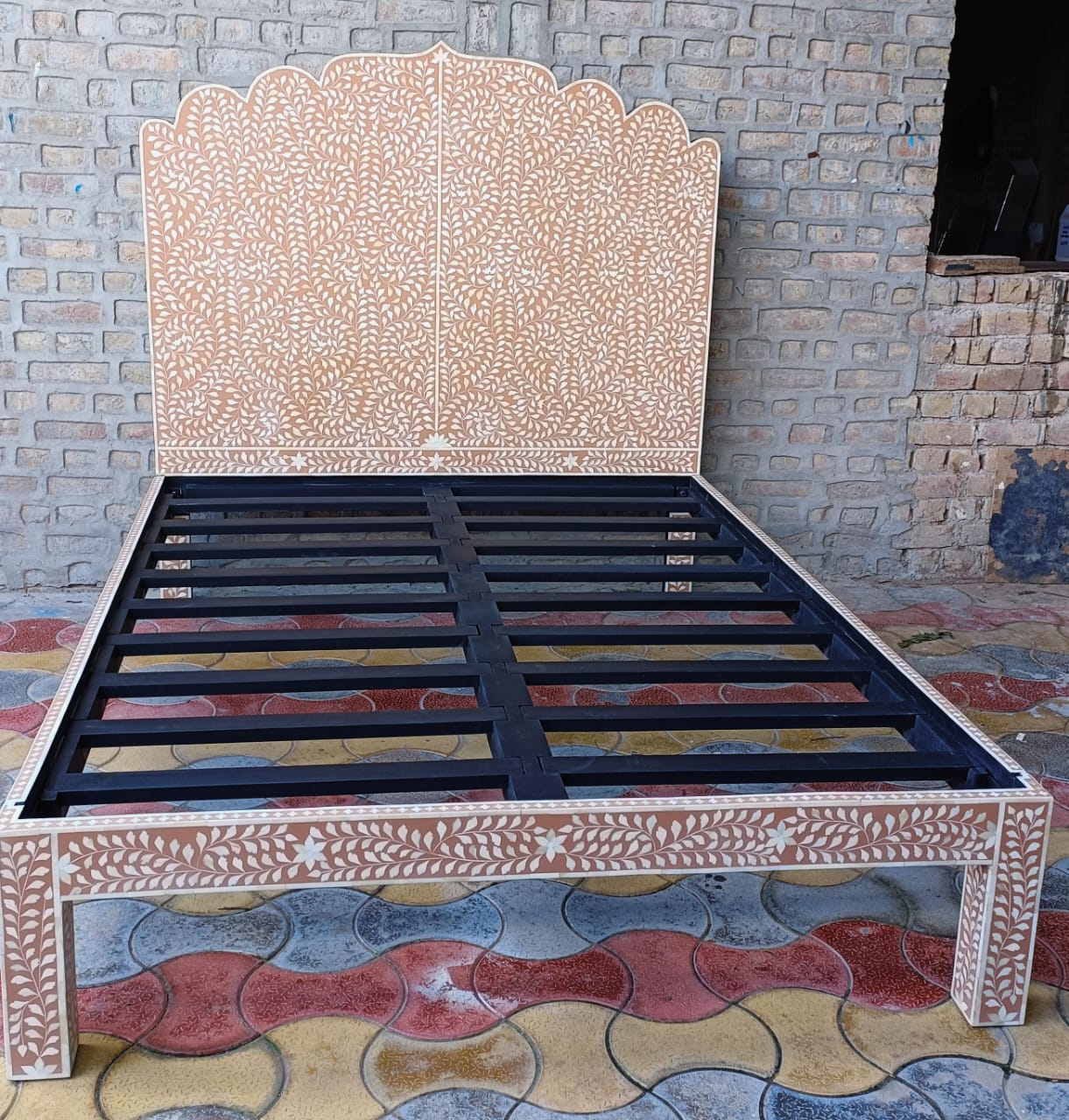 Handmade Bone Inlay Bed Floral Design Luxury Warm Tone Platform Bed Frame