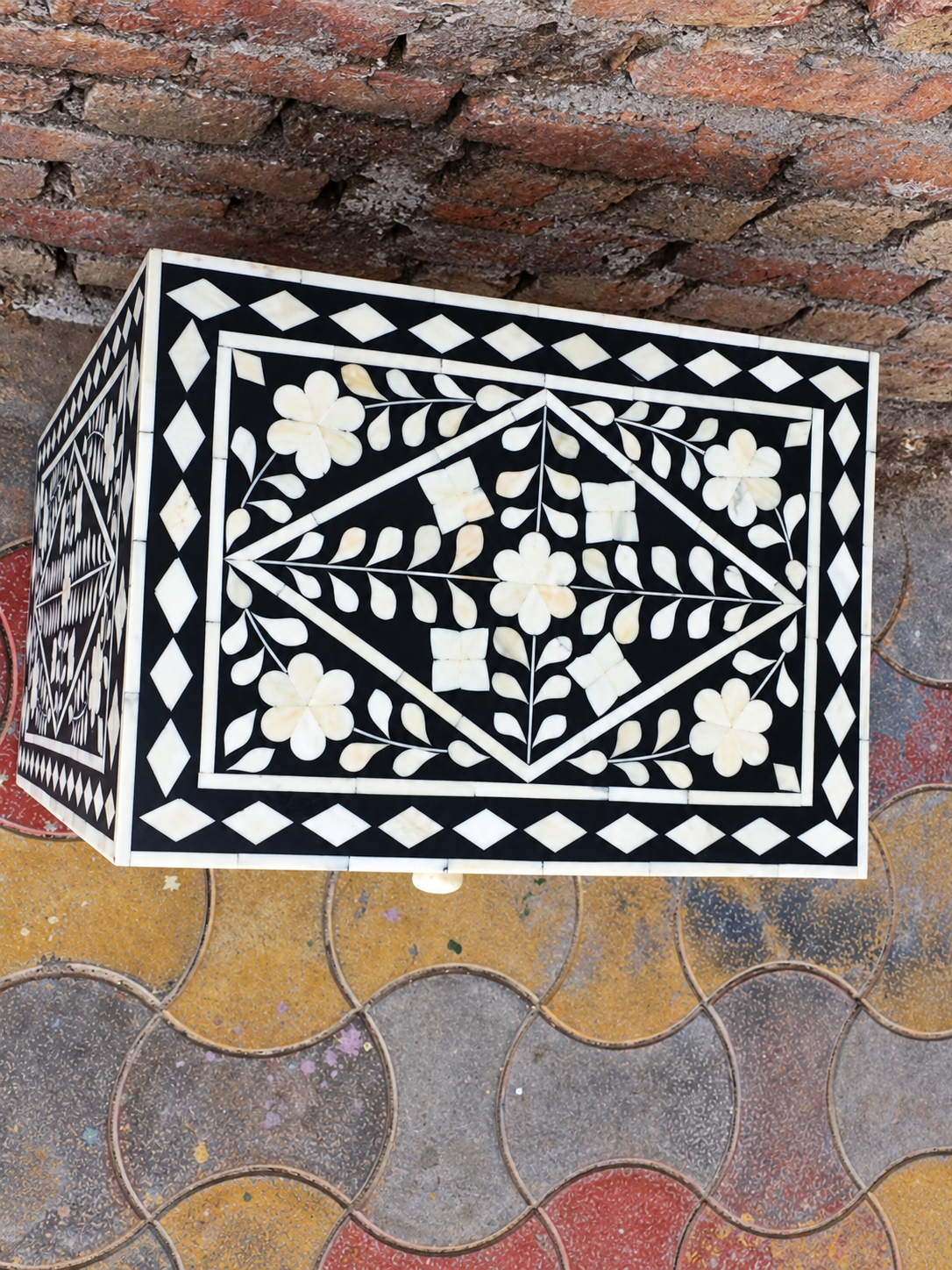 Handmade Black & White Bone Inlay Bedside Table – Floral 1 Drawer Tall Nightstand