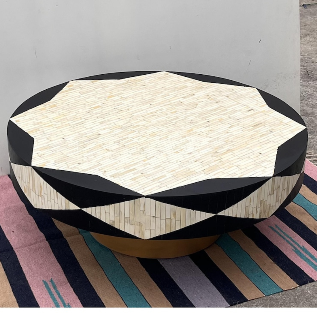 Handmade Bone Inlay Coffee Table – Modern Geometric Black & White Center Table, Luxury Living Room Furniture, Artisan Resin Inlay Table