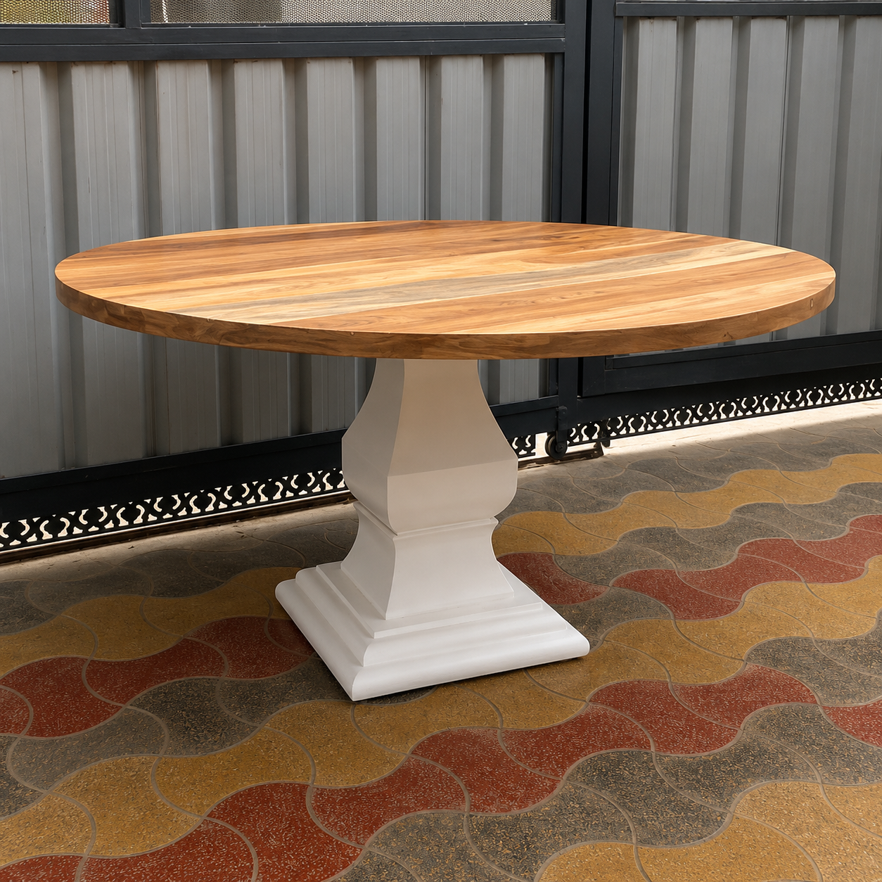 Round Wooden Dining Table Set Handmade Modern Farmhouse Pedestal Dining Table with Upholstered Chairs