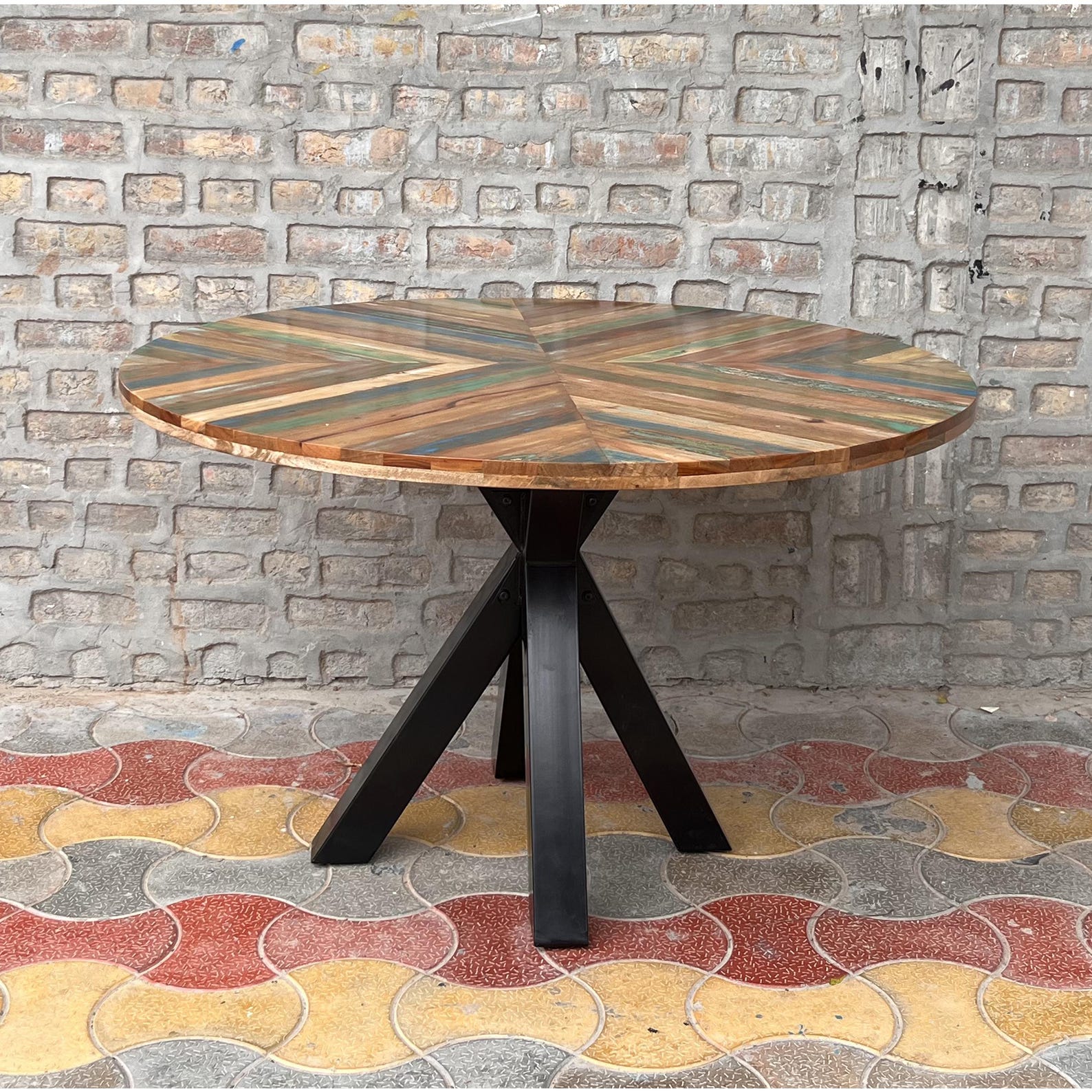 Round Reclaimed Wood Dining Table, Handmade Rustic Modern Farmhouse Table, Wooden Kitchen Dining Furniture