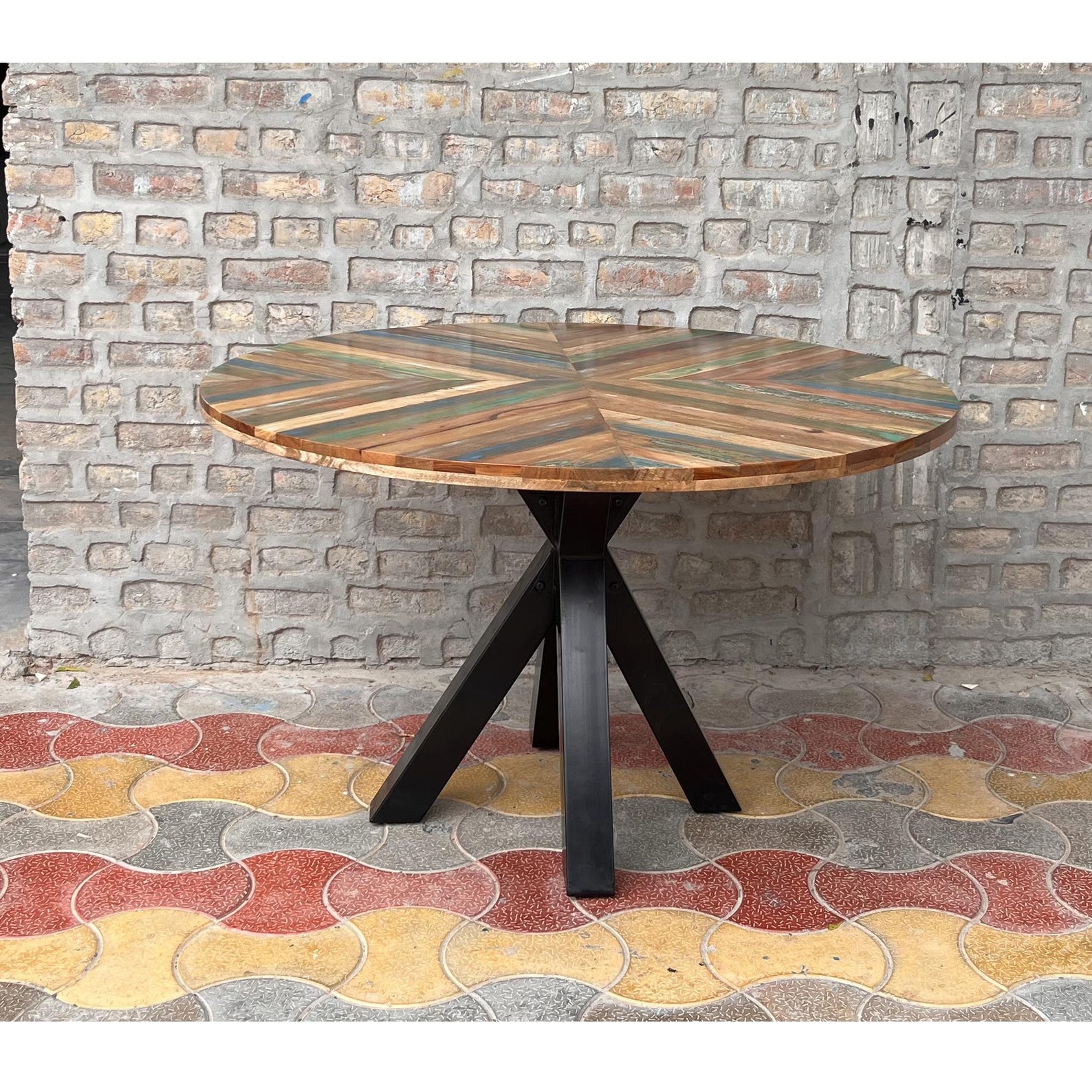 Round Reclaimed Wood Dining Table, Handmade Rustic Modern Farmhouse Table, Wooden Kitchen Dining Furniture
