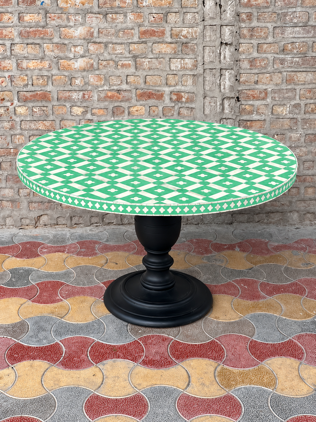 Handmade Green Bone Inlay Round Dining Table – Lattice Design