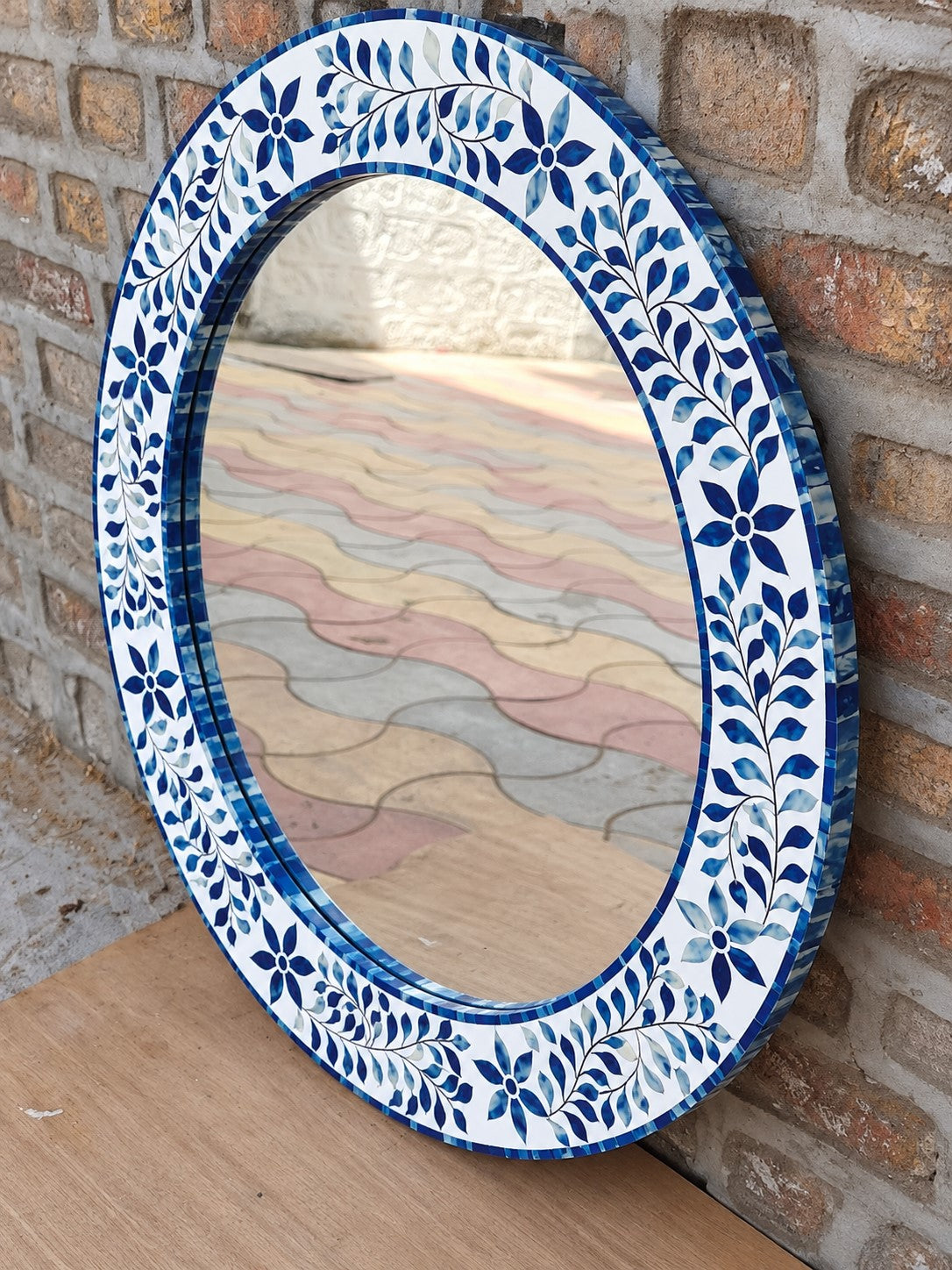 Handmade Blue & White Bone Inlay Round Mirror – Floral Leaf Design