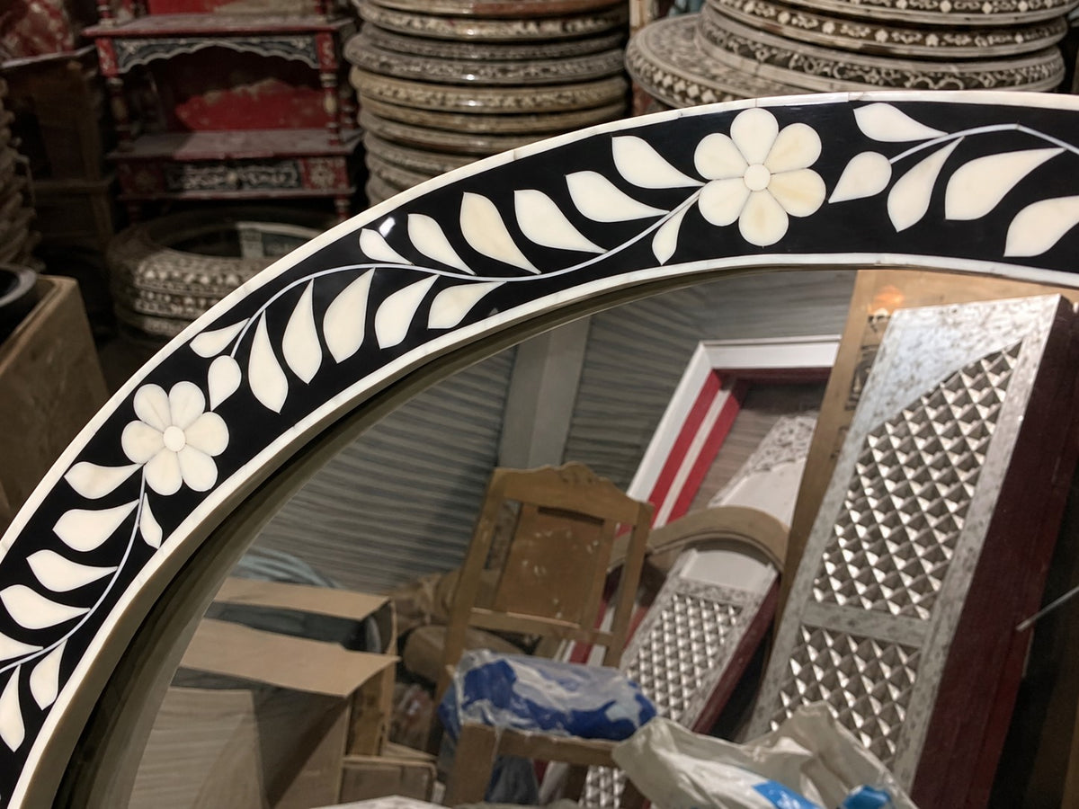 Handmade Black & White Bone Inlay Round Mirror – Floral Leaf Design