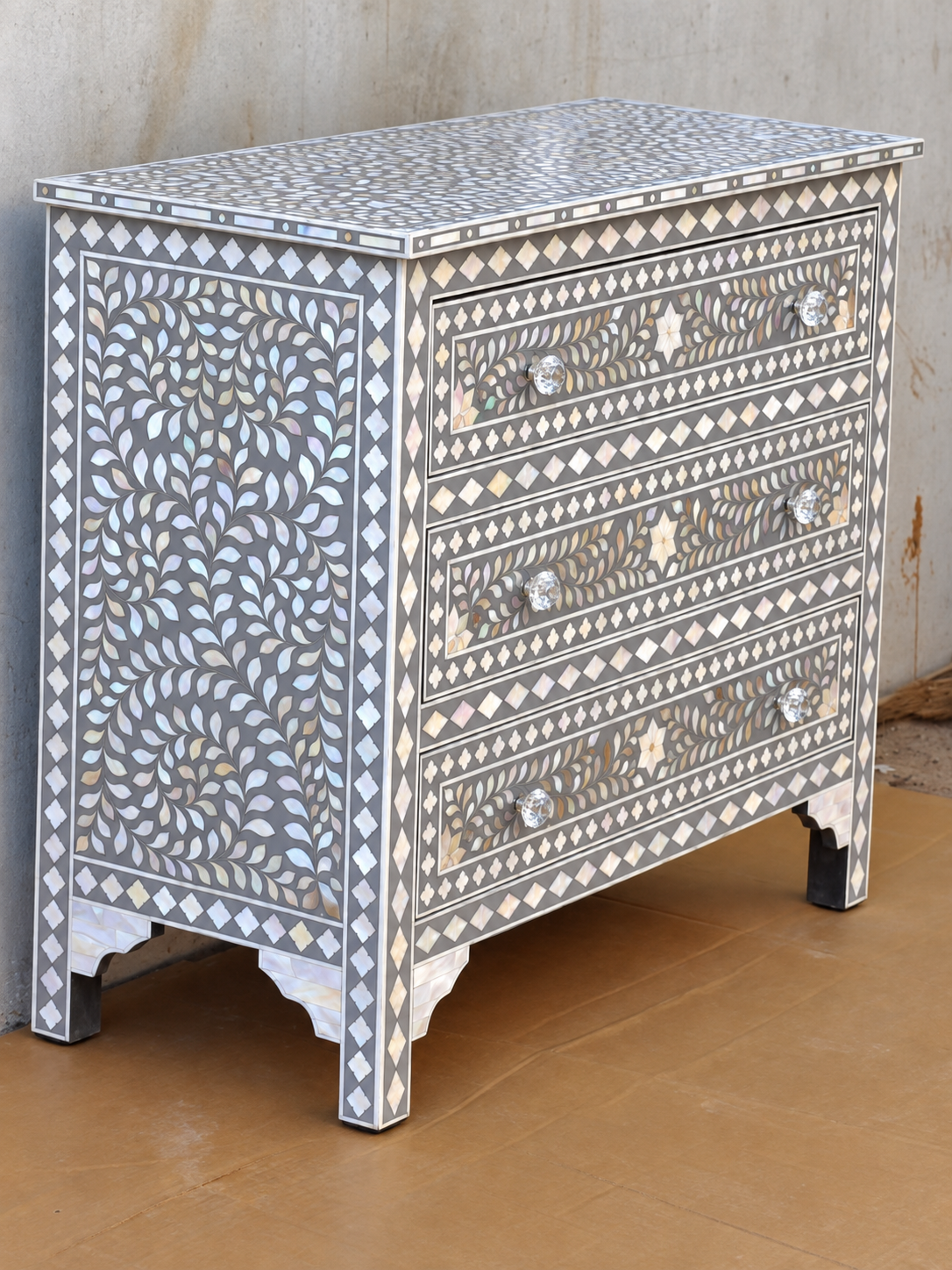 Grey Mother of Pearl Inlay Chest of Drawers – 3 Drawer Floral Dresser